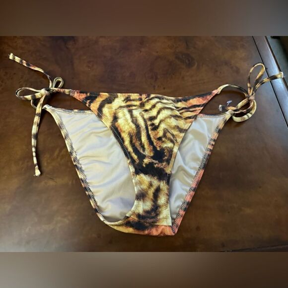 Shade & Shore Side-Tie Cheeky Bikini Bottom Tiger Print NWOT Size Small - Picture 3 of 5